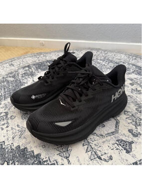 Hoka Black Clifton 9 Gortex Waterproof Running Shoes - Size 8